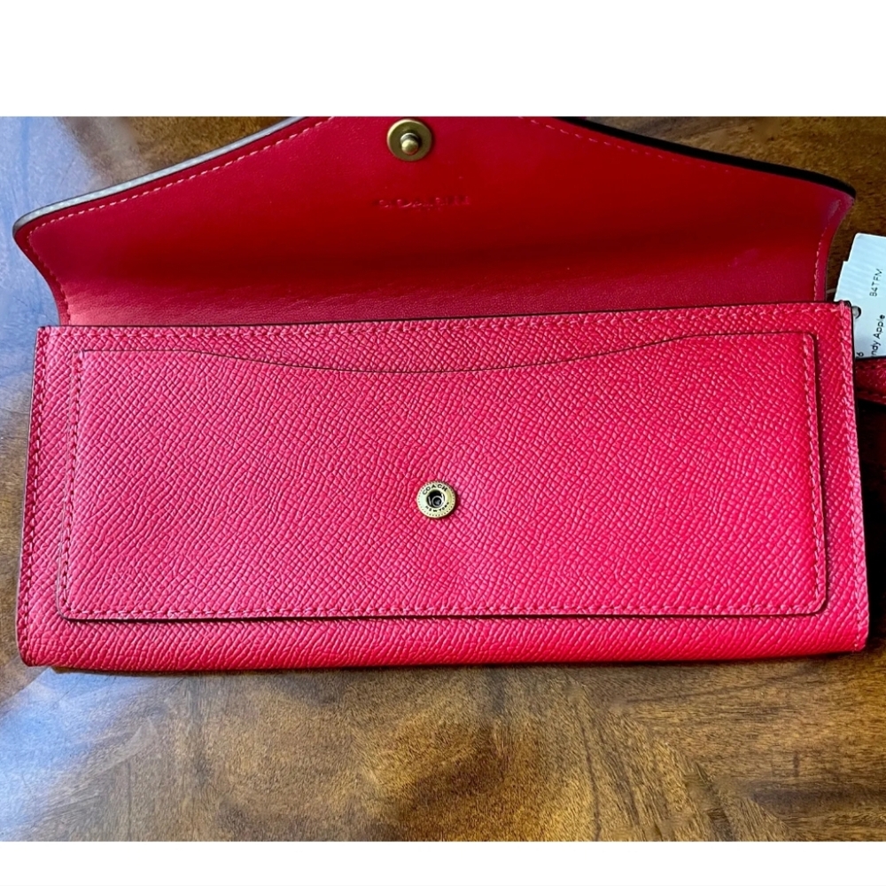 NWT Coach Candy Apple Red Crossgrain Leather Slim Envelope WYN Soft Wallet - Picture 5 of 5